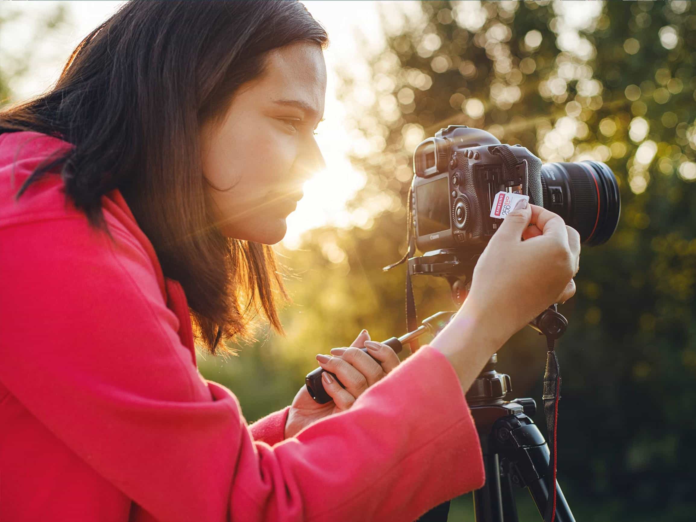 Фотографии надо. Снимки начинающих фотографов. Начинающий фотограф. Фотосессия начинающего фотографа. Фотографирует фотограф начинающий.